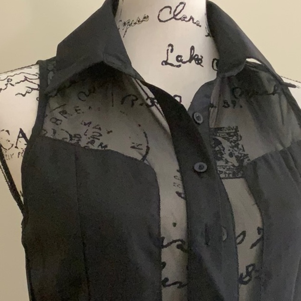 Button down black tunic - Picture 2 of 4